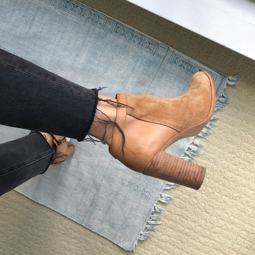 Comptoir Des Cotonniers suede booties